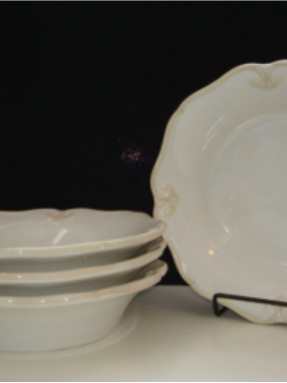 Princess House Cream Scalloped Rim Ceramic Serving Bowls - Set